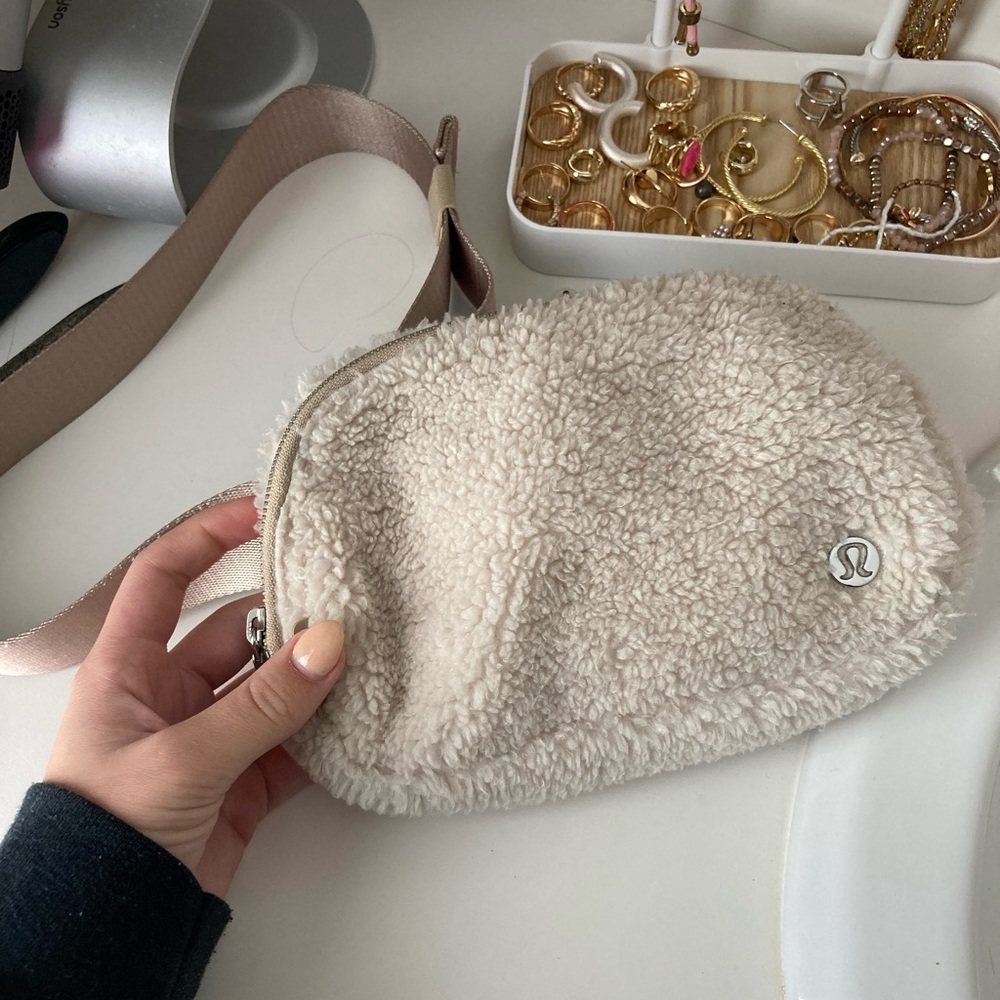 LULU BELT BAG